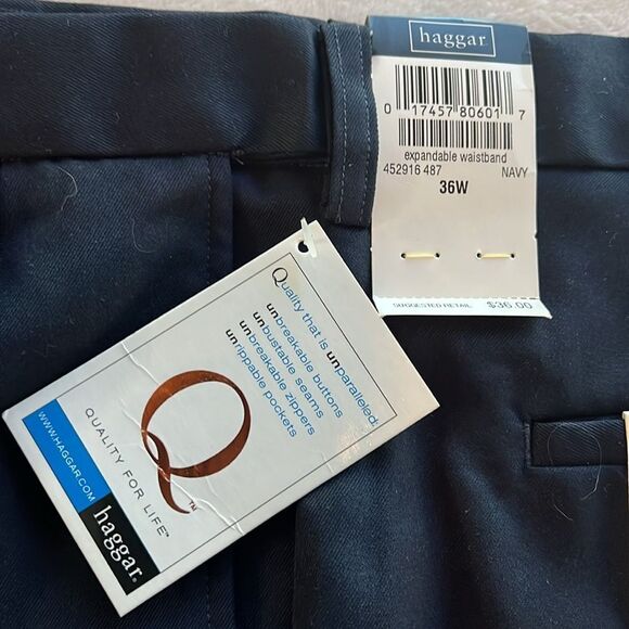 HaggarMens Shorts Navy Size 36W Expandable Waist Moisture Wicking Pleated Pocket - Picture 4 of 11